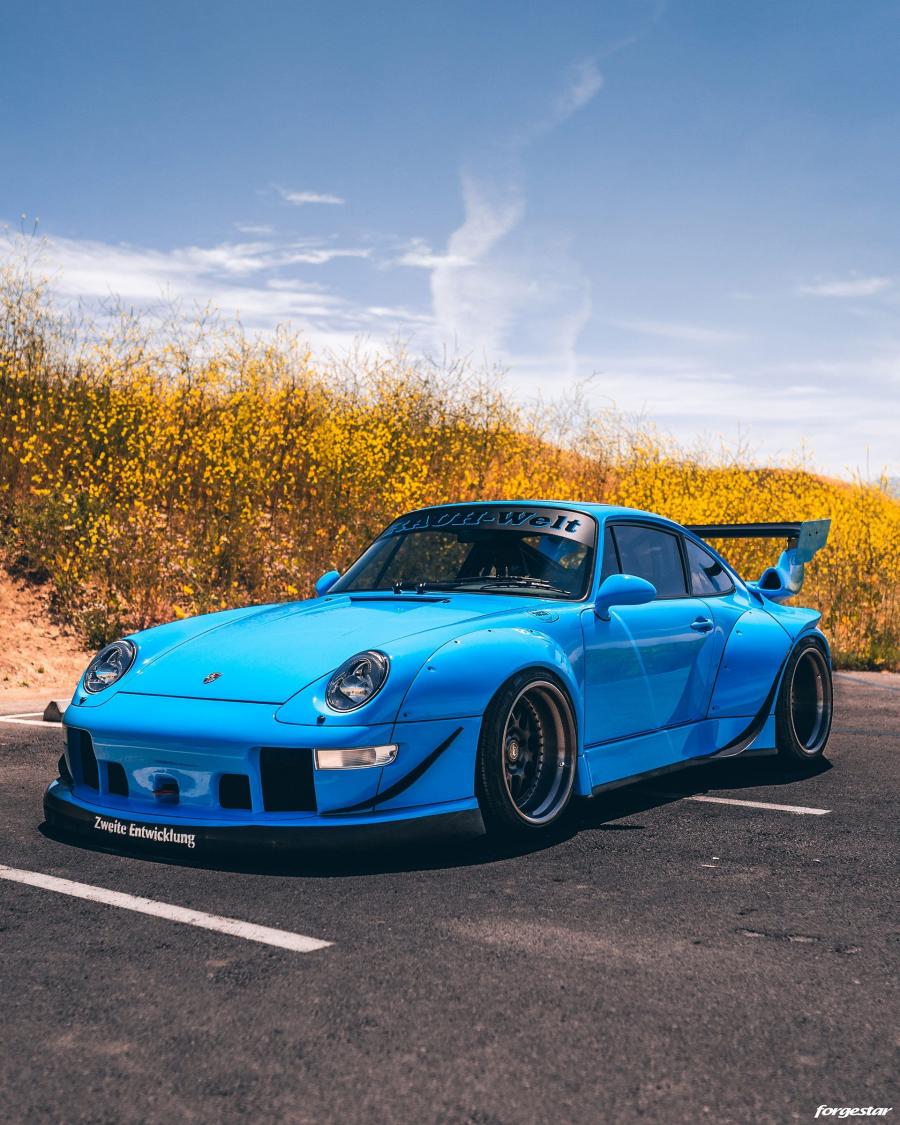  Porsche 911 Blue by RWB 2019 года  (фото 9 из 23)